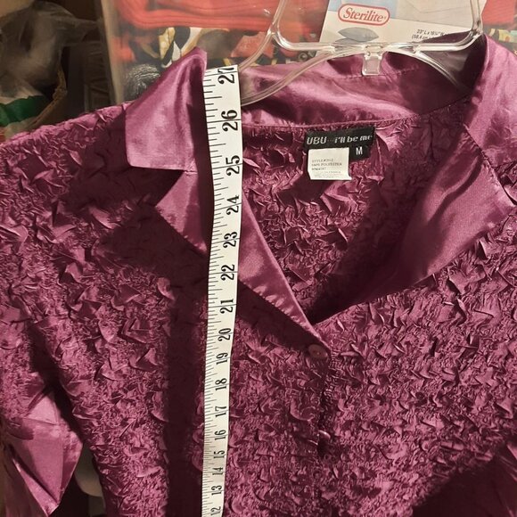 NEW ! Women UBU I'll Be ME Purple Long Sleeve Crinkle Button Up Size M - Picture 2 of 8